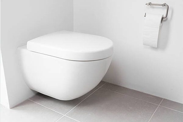 vvs esbjerg badeværelse væghængt toilet 600×400 vvs esbjerg badeværelse væghængt toilet 600x400